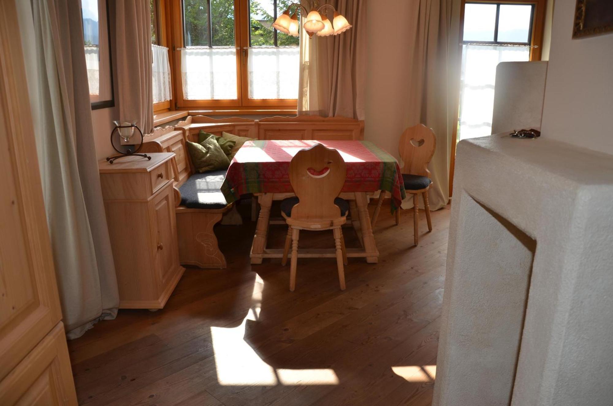 Haus Enzian Apartment Seefeld in Tirol Luaran gambar