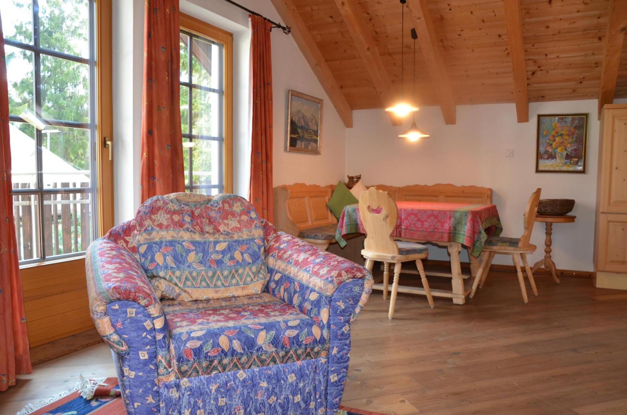 Haus Enzian Apartment Seefeld in Tirol Luaran gambar
